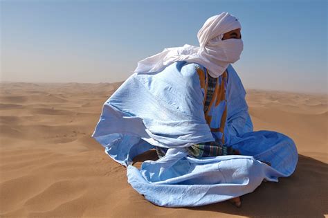 traditional clothing worn in deserts.